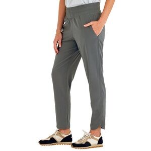 Free Fly Women's Pull-On Breeze Pant in Graphite XSmall